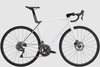 Rower szosowy Madone SL 5 Gen 8 Gloss Crystal White/Matte Deep Smoke2026 - zestaw