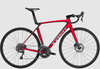 Rower szosowy Madone SL 5 Gen 8 Gloss Fury Red/Matte Deep Smoke 2026 - zestaw