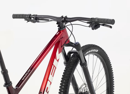 Rower górski Trek Marlin 7 Gen 3 - Fury Red/Lithium Grey Fade 2026