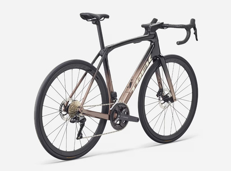 Rower szosowy Domane SL 6 Gen 4 Dark Star to Bronze Age Fade 2026