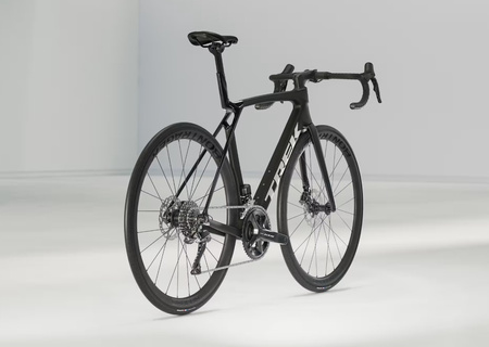 Rower Szosowy Trek Madone SL 6 Gen 8 