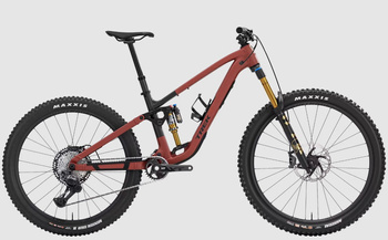 Rower Trek Fuel MX 9 XT Di2 Gen 7 Matte Sedona Red/Pennyflake Splatter 2026