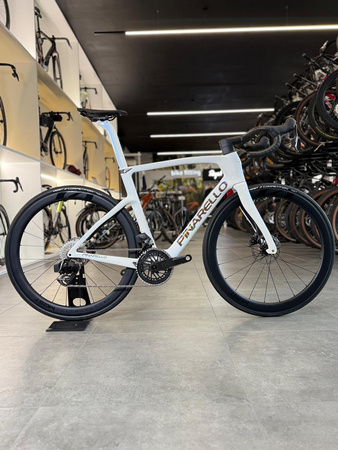 Rower szosowy Pinarello F7 - 2026 - SRAM Force AXS 2x12 DB FM20 MOST Ultrafast 45 