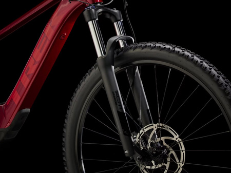 Trek Marlin+ 6 kolor: Crimson 2025