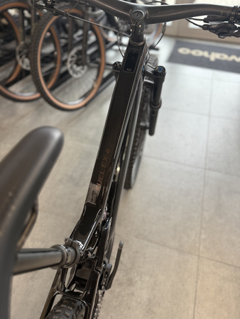 Rower elektryczny Fuel EXe 9.8  Deep Smoke -  DEMO