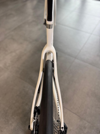 Rower szosowy Pinarello F3 - Shimano 105 Di2 2x12 DT SWISS A1800 30DB SPLINE