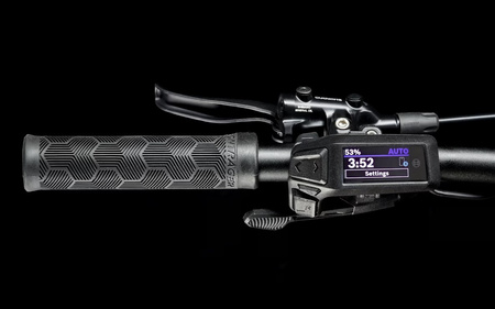 Trek Marlin+ 6 kolor: Crimson 2025