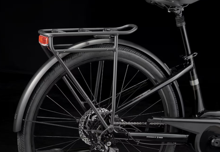 Rower elektryczny Verve+ 2 o niskiej rurze górnej Gen 3 Trek Black 2026