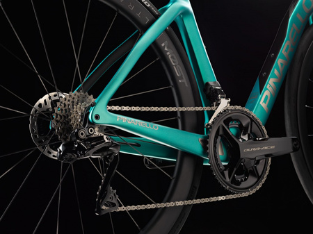 Rower szosowy Pinarello F9 - 2026 rok - Dura Ace Di2 Dura Ace Di2 2x12  MOST Ultrafast 45 DB