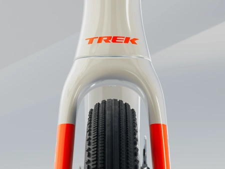 Rower gravel Trek Checkmate SLR 9 AXS Era White/Buff Beige 2026