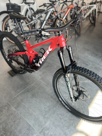 Rower Górski Trek Slash 9.9 XTR DEMO