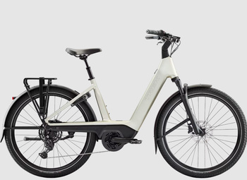 Charter+ 4 R9 540 Wh o niskim przekroku 