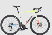 Rower szosowy Domane SL 6 Gen 4 Era White/Glowstick/Coral Fade 2026