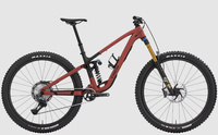 Rower Trek Fuel LX 9 XT Di2 Gen 7  Matte Sedona Red/Pennyflake Splatter 2026