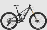 Rower Trek Fuel LX 9 XT Di2 Gen 7  Lithium Grey/Trek Black Splatter 2026