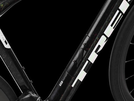 Rower szosowy Trek Domane SLR 9 AXS Gen 4 Prismatic Pearl 2025